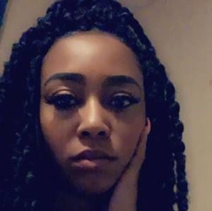 Meet your Posher, Mitchela